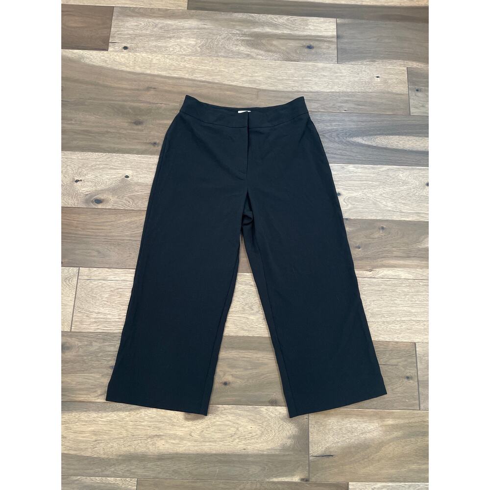 Chico’s Size 1 (Standard size M) Wide‑Leg Cropped Gaucho Pants Black Lightweight